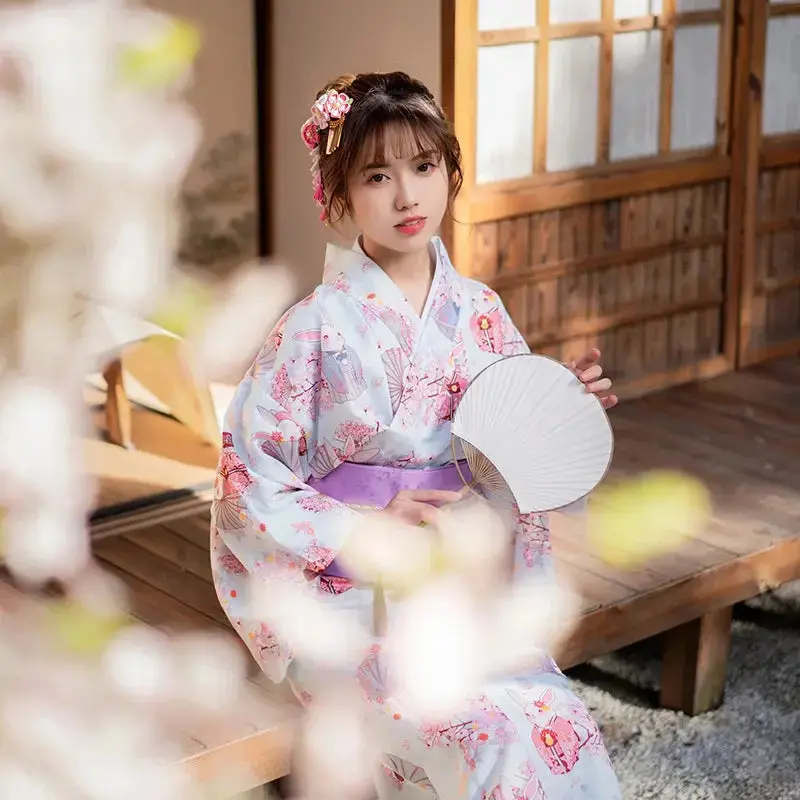 Kimono Japonais Femme Kawaii 'Komotori' - Image 3