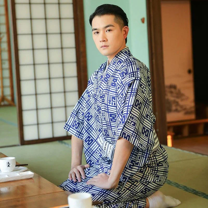 Kimono Traditionnel Japonais 'Origami' - Image 2